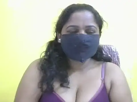 Snapshot of anu-reddyy chatting on 29, 6, 2026 anu-reddyy online show from 29, 6, 2026