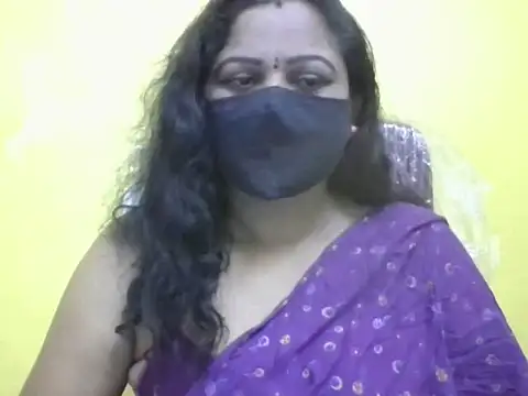 Snapshot of anu-reddyy chatting on 18, 7, 2026 anu-reddyy online show from 18, 7, 2026