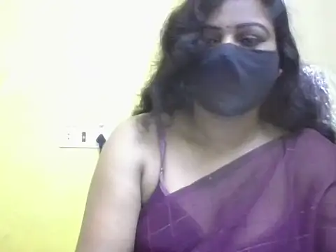 Snapshot of anu-reddyy chatting on 18, 7, 2026 anu-reddyy online show from 18, 7, 2026