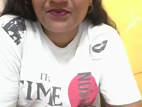 Snapshot of anu-reddyy chatting on 21, 5, 2026 anu-reddyy online show from 21, 5, 2026