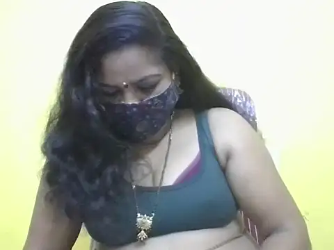 Snapshot of anu-reddyy chatting on 2, 5, 2026 anu-reddyy online show from 2, 5, 2026