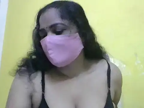 Snapshot of anu-reddyy chatting on 15, 5, 2026 anu-reddyy online show from 15, 5, 2026