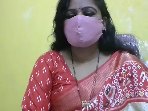 Snapshot of anu-reddyy chatting on 20, 5, 2026 anu-reddyy online show from 20, 5, 2026