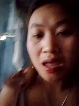 Snapshot of bany-lee chatting on 26, 4, 2026 bany-lee online show from 26, 4, 2026