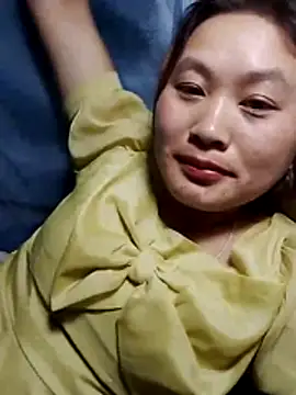 Snapshot of bany-lee chatting on 7, 5, 2026 bany-lee online show from 7, 5, 2026