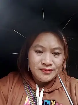 Snapshot of bany-lee chatting on 25, 4, 2026 bany-lee online show from 25, 4, 2026