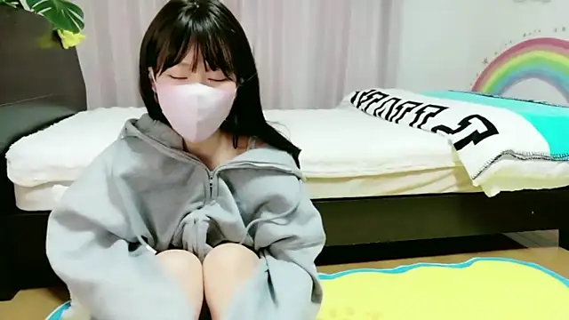 Saran chan online show from 4, 3, 2026