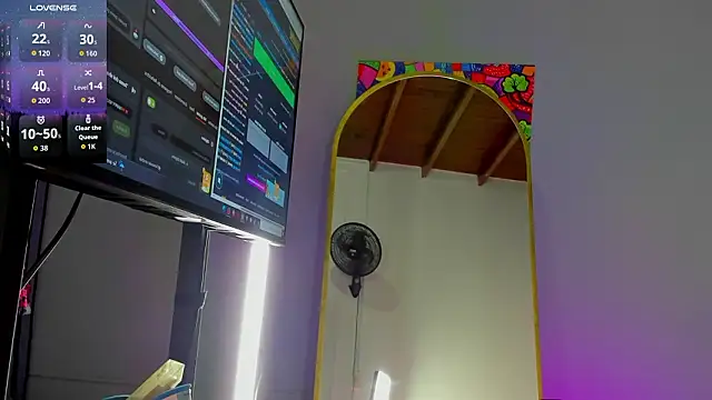 Zaphiro  Sky online show from 18, 2, 2026