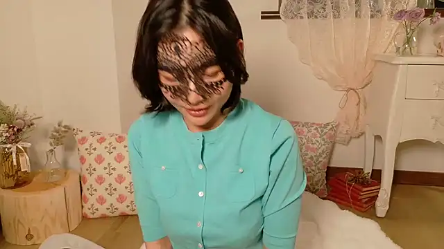 Mochi-Momo online show from 19, 7, 2026