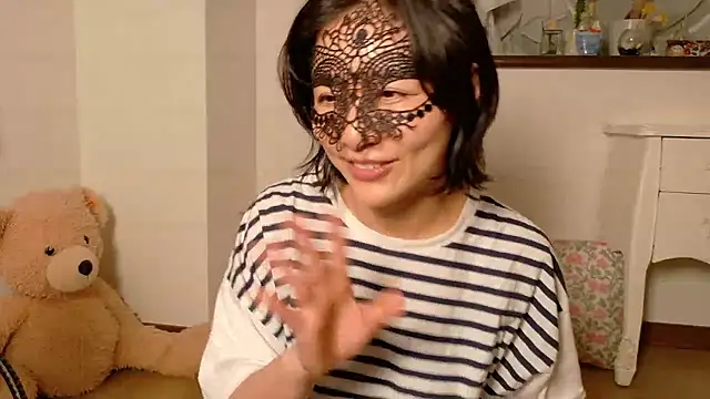 Mochi-Momo online show from 13, 6, 2026