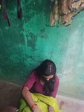Desi Couple P online show from 25, 5, 2026
