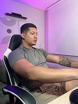  robertobaggioo online show from 28, 4, 2026