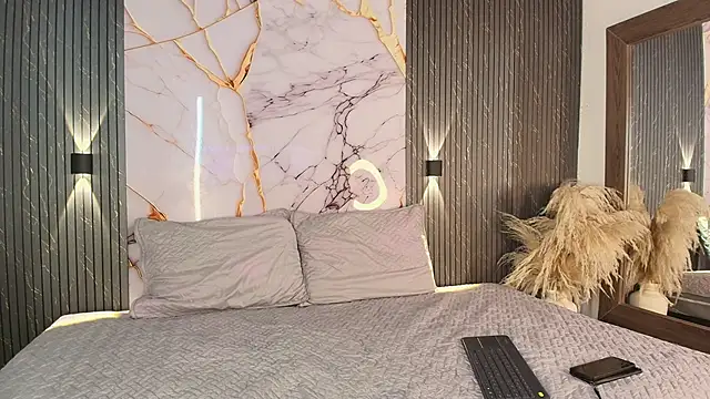 raven noctis  online show from 10, 4, 2026