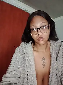 Snapshot of ShantelBootyBoobs chatting on 10, 7, 2026 ShantelBootyBoobs online show from 10, 7, 2026