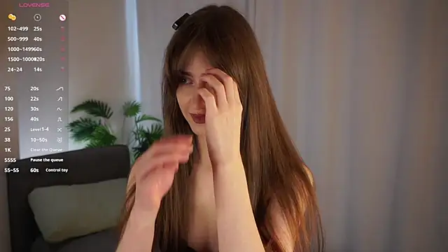 ClarineCasebolt online show from 26, 3, 2026