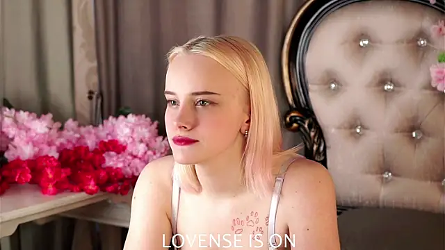 KirstinMcgeady online show from 9, 4, 2026