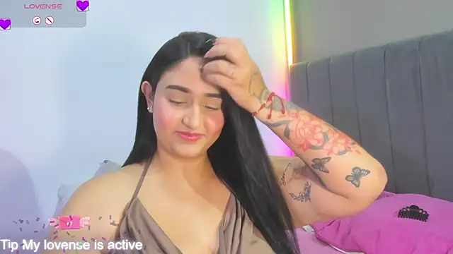 Curvy sweet online show from 1, 5, 2026