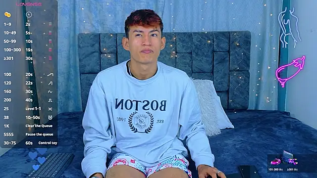 NicolasTorrez online show from 14, 4, 2026