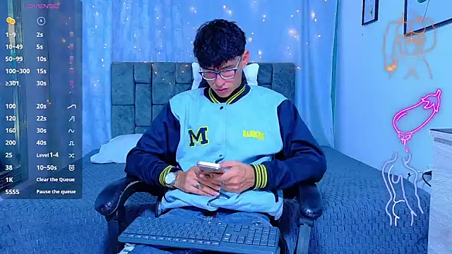 NicolasTorrez online show from 8, 7, 2026