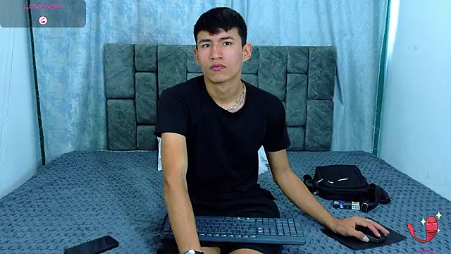 NicolasTorrez online show from 25, 2, 2026