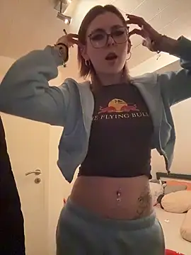 Milli-Kiss online show from 20, 4, 2026