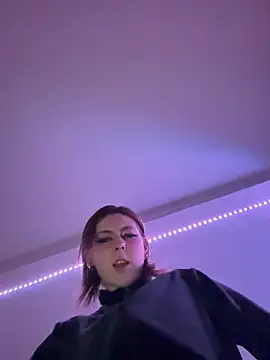 Milli-Kiss online show from 28, 2, 2026