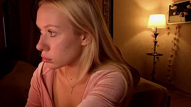 pureeangel online show from 22, 4, 2026