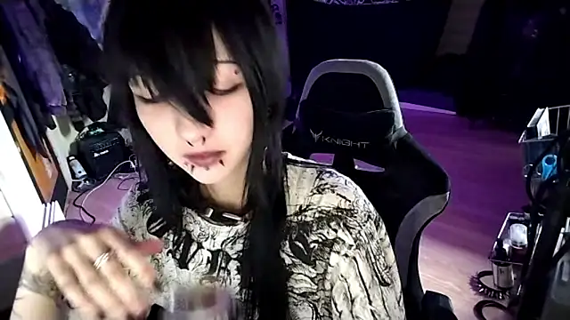 Shempert ghot online show from 15, 4, 2026