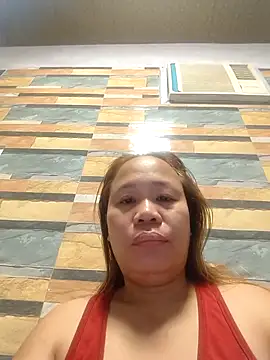 squirtshantal online show from 9, 10, 2025