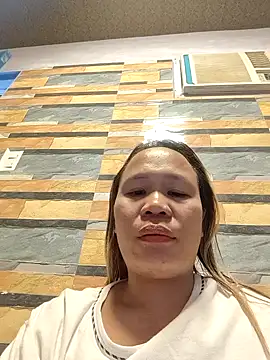 squirtshantal online show from 15, 4, 2026