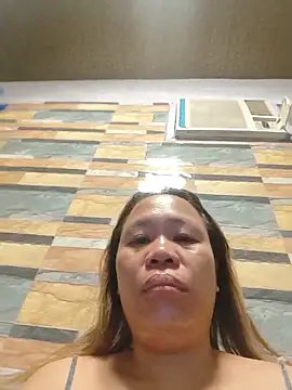 squirtshantal online show from 18, 5, 2026