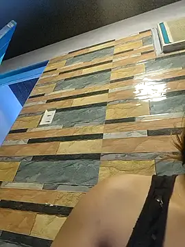 squirtshantal online show from 12, 11, 2025