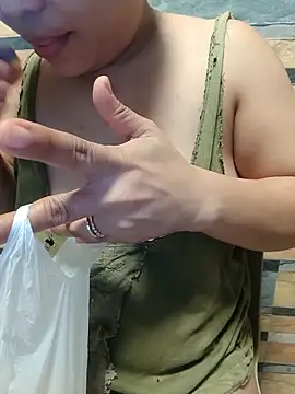 squirtshantal online show from 11, 3, 2026