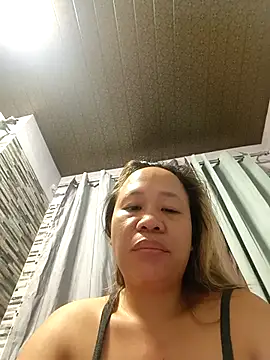 squirtshantal online show from 6, 4, 2026