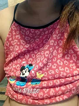 squirtshantal online show from 7, 11, 2025