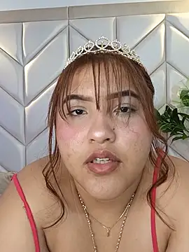 Snapshot of VanessaLanz chatting on 4, 6, 2026 VanessaLanz online show from 4, 6, 2026