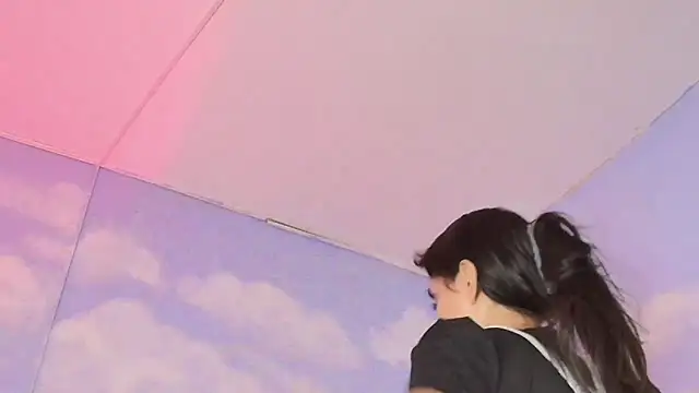 Aliclark online show from 25, 3, 2026