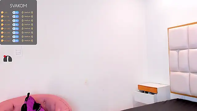 Violetta-foxx online show from 5, 6, 2026