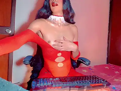 latinhott23 online show from 19, 4, 2026