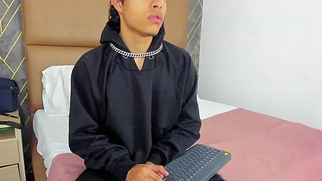 Escanor Hot online show from 4, 3, 2026