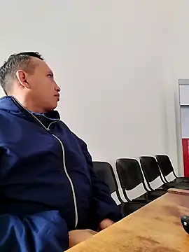 Hachi28 online show from 29, 3, 2026