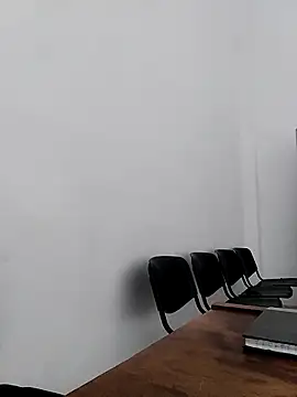 Hachi28 online show from 19, 4, 2026