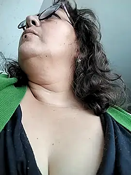  Saraqueen online show from 18, 2, 2026