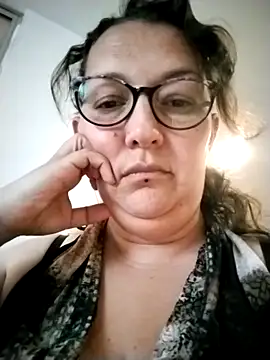  Saraqueen online show from 28, 2, 2026