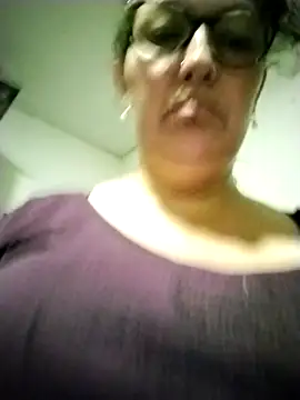  Saraqueen online show from 23, 3, 2026