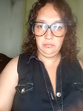  Saraqueen online show from 5, 4, 2026