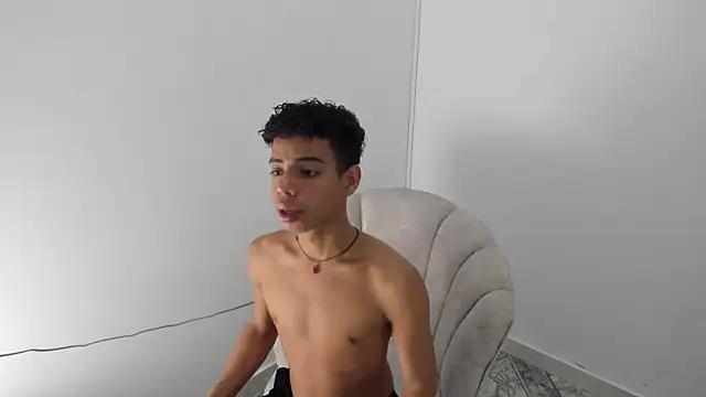 alexx cum18 online show from 24, 6, 2026