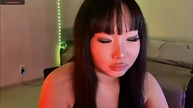 whispersofdarsy online show from 19, 2, 2026