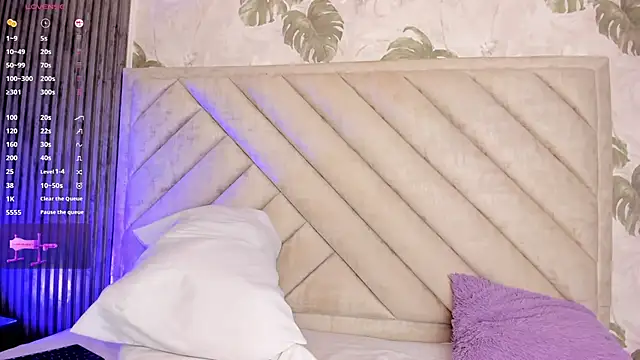 SarahRizof online show from 22, 4, 2026