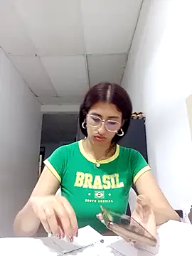 Esperanza  hot online show from 16, 2, 2026